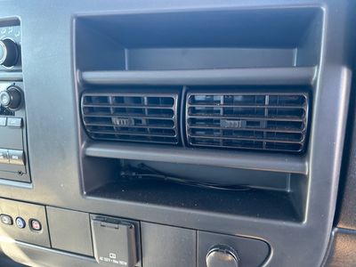 2025 GMC Savana Commercial Cutaway — photo 8 view