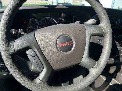 2025 GMC Savana Commercial Cutaway — photo 10 view