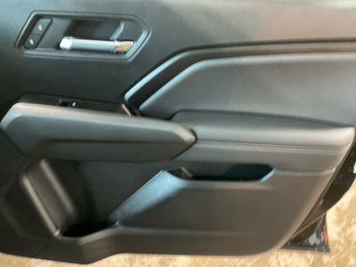 2026 Chevrolet Colorado — photo 10 view