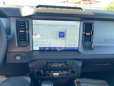 2024 Ford Bronco — photo 14 view