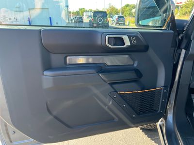 2024 Ford Bronco — photo 10 view