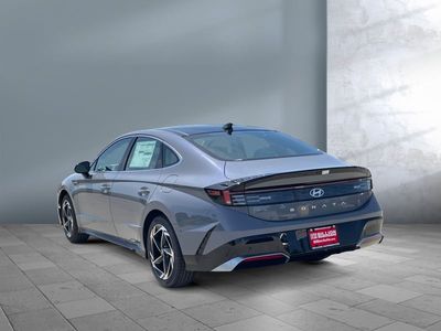 2025 Hyundai Sonata - Photo 3