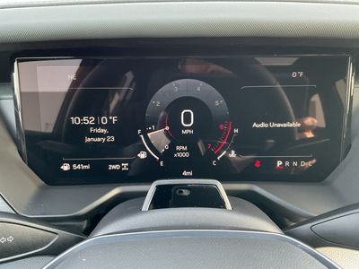 2026 GMC Acadia — photo 8 view