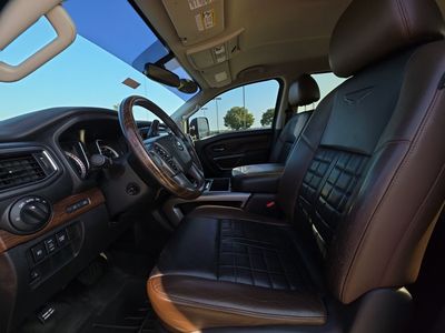 2017 Nissan Titan XD — photo 11 view