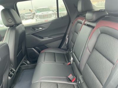 2026 Chevrolet Equinox — photo 13 view