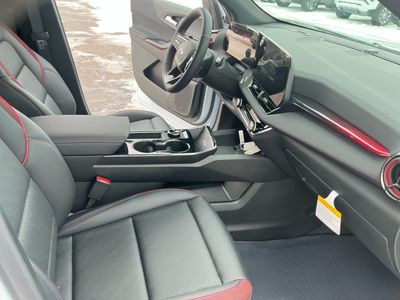 2026 Chevrolet Equinox — photo 9 view
