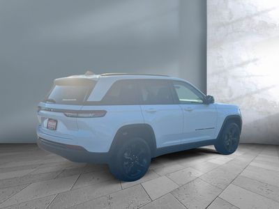 2025 Jeep Grand Cherokee - Photo 4