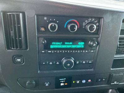 2024 Chevrolet Express Passenger - Photo 9