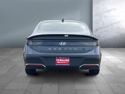 2025 Hyundai Sonata - Photo 3