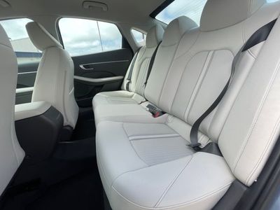 2025 Hyundai Sonata - Photo 5