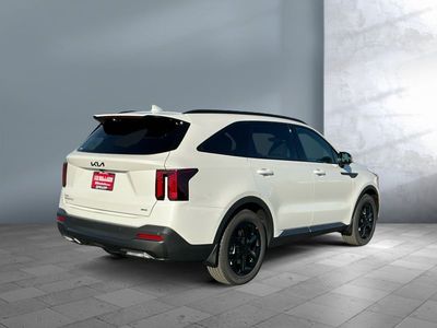 2026 Kia Sorento Hybrid - Photo 2
