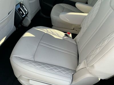 2026 Kia Sorento Hybrid - Photo 8