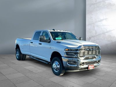 2026 Ram 3500 - Photo 2