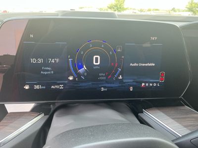 2025 Chevrolet Tahoe — photo 9 view