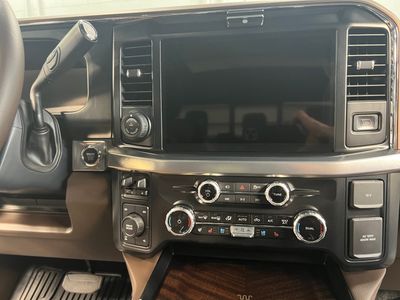 2026 Ford Super Duty F-350 SRW — photo 10 view