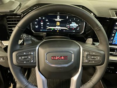 2026 GMC Sierra 1500 — photo 12 view