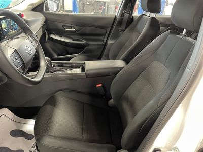 2026 Nissan Sentra — photo 14 view