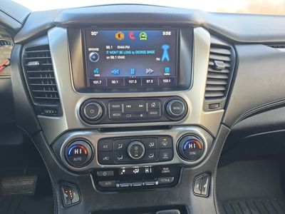2015 Chevrolet Suburban - Photo 15