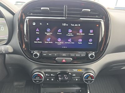2024 Kia Soul — photo 12 view