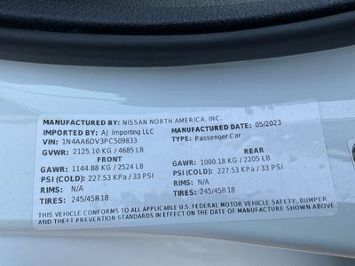 2023 Nissan Maxima — photo 14 view