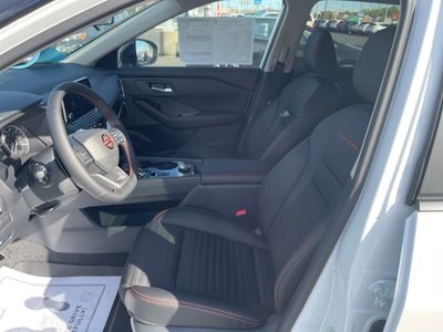 2026 Nissan Rogue - Photo 15