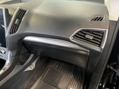 2024 Ford Edge — photo 12 view