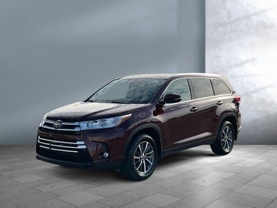 2019 Toyota Highlander - Photo 1