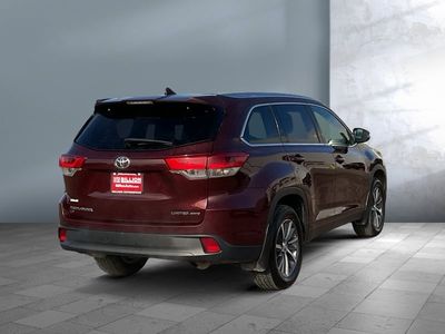 2019 Toyota Highlander - Photo 3