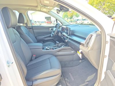 2026 Kia Sorento — photo 9 view