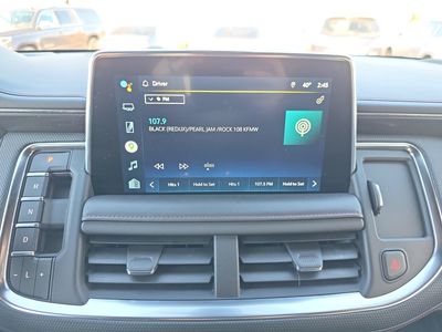 2022 Chevrolet Tahoe — photo 11 view