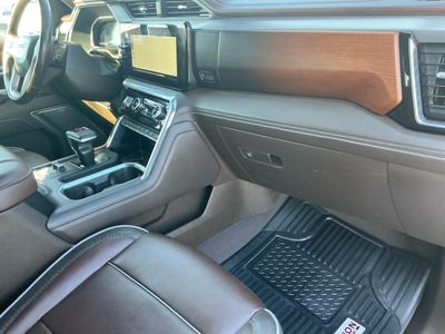 2023 GMC Sierra 1500 — photo 9 view