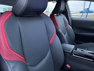 2026 Toyota Prius Plug-In Hybrid — photo 11 view