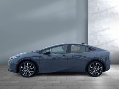 2026 Toyota Prius Plug-In Hybrid — photo 7 view