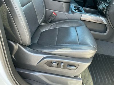 2022 Chevrolet Silverado 1500 LTD — photo 8 view