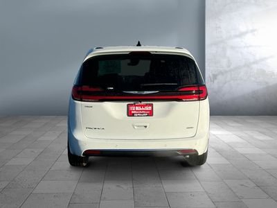 2026 Chrysler Pacifica — side profile view