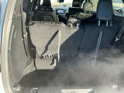 2026 Chrysler Pacifica — photo 15 view