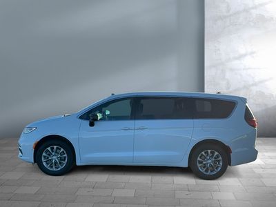 2026 Chrysler Pacifica — rear three-quarter view