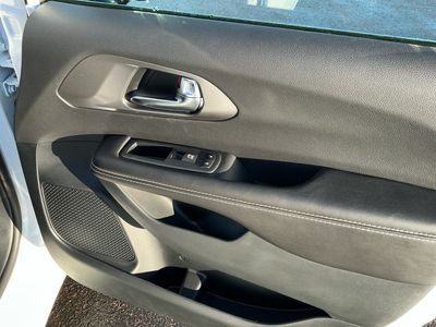2026 Chrysler Pacifica — detail view