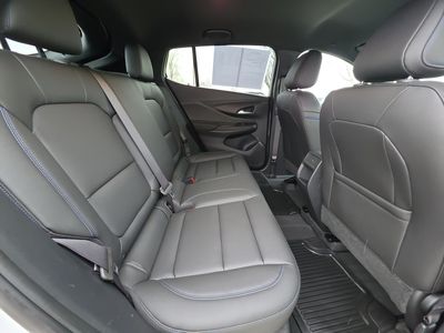 2025 Buick Envista - Photo 12