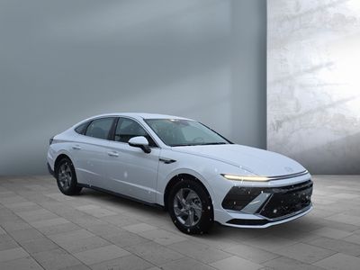 2026 Hyundai Sonata - Photo 2