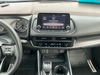 2023 Nissan Rogue — photo 13 view