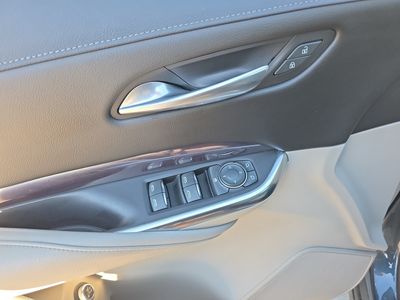 2021 Cadillac XT4 — photo 8 view