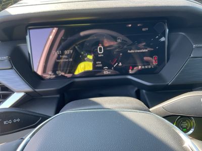 2025 GMC Acadia — photo 9 view