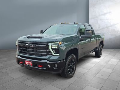 2025 Chevrolet Silverado 3500HD - Photo 2