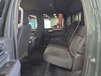 2025 Chevrolet Silverado 3500HD - Photo 6