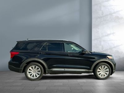 2020 Ford Explorer — detail view