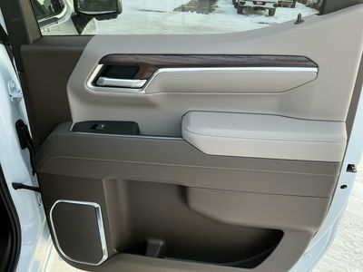 2026 GMC Sierra 1500 — photo 11 view