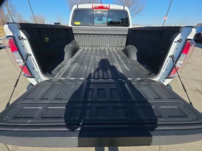 2018 GMC Canyon — photo 7 view