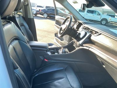 2021 Jeep Grand Cherokee L — photo 11 view