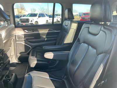 2021 Jeep Grand Cherokee L — photo 13 view